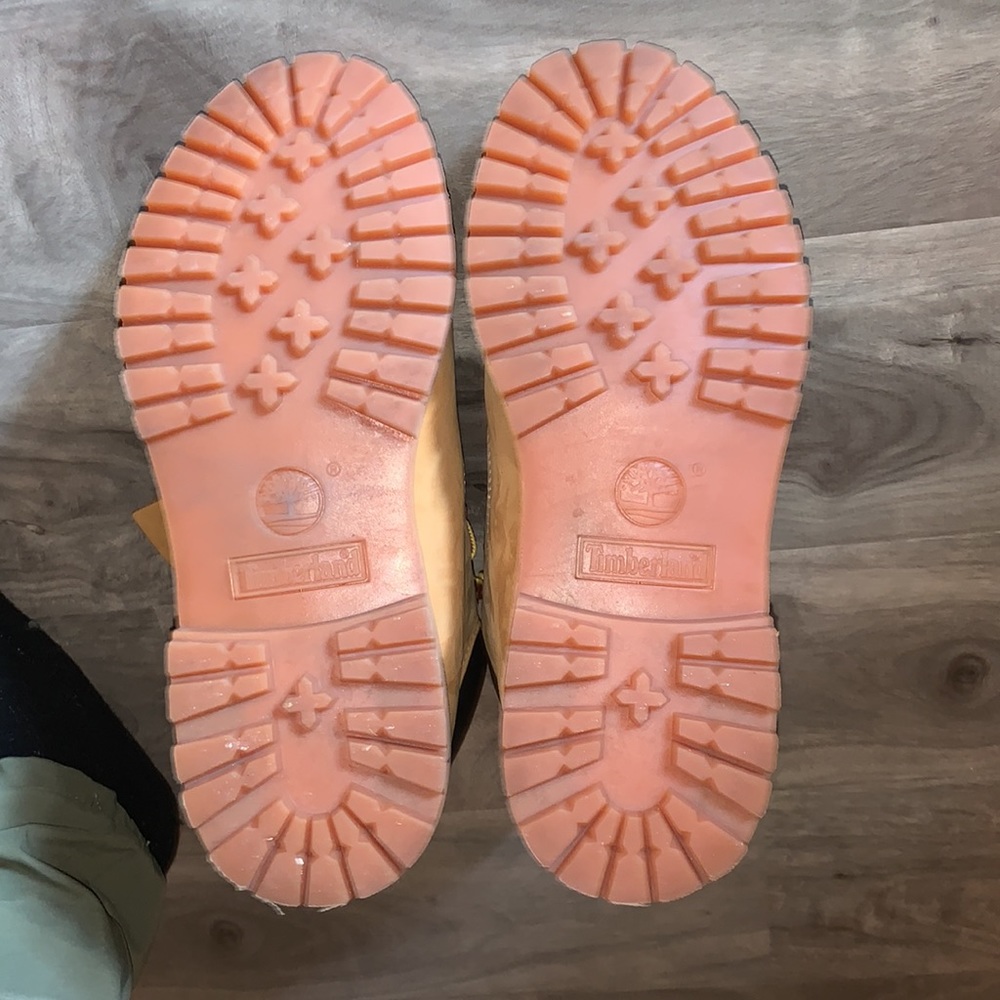 Authentic Timberland Boots - Picture 8 of 9